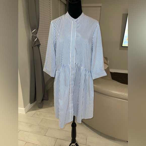 Tuckernuck Dresses & Skirts - Tuckernuck Blue White Stripe Royal Shirt Dress M